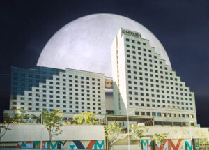 Read more about the article Le-meridien Hotel _The Moon fall